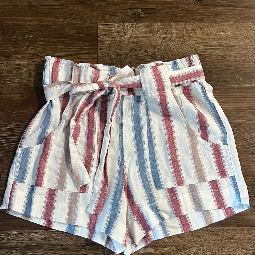 🎉 BOGO free 🎉 NWOT Linen High Waisted Shorts